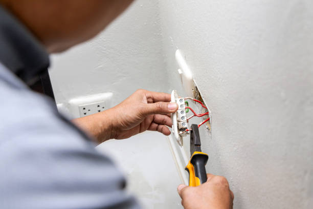 Best Electric Panel Repair  in Uhrichsville, OH